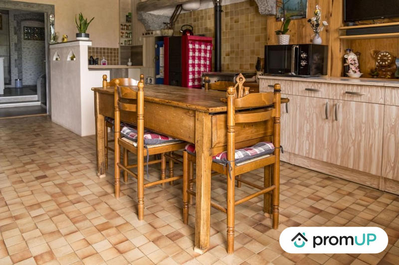 Maison - 90 m² - 4 pièces