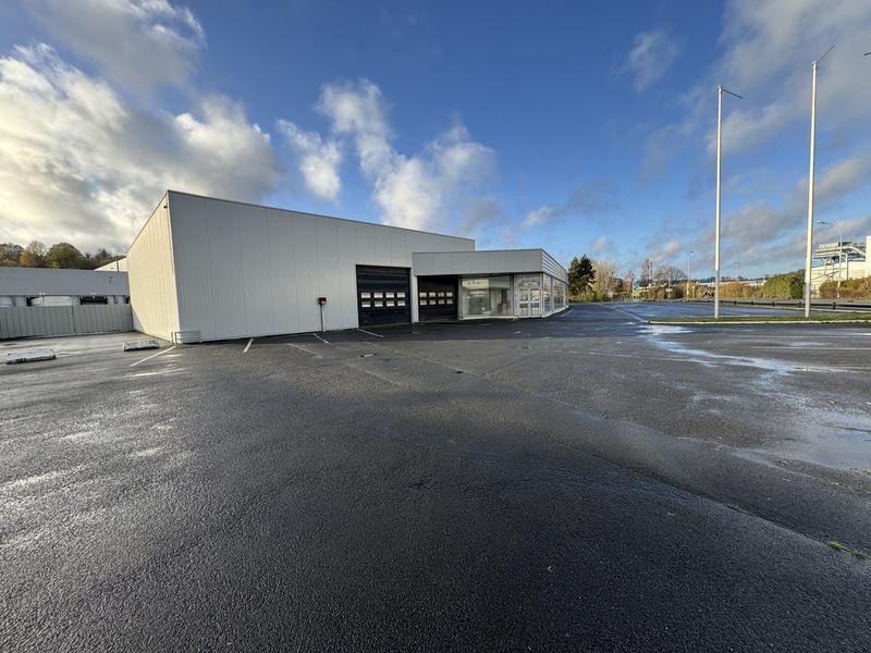Local d'activités - 850 m²