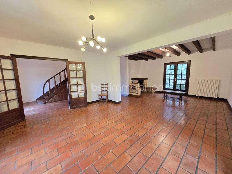 Pavillon - 261 m² - 10 pièces