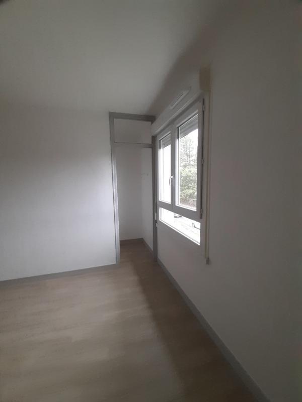 Pavillon - 96 m² - 5 pièces