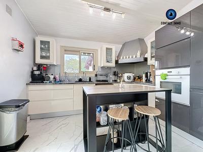 Maison - 82 m² - 4 pièces