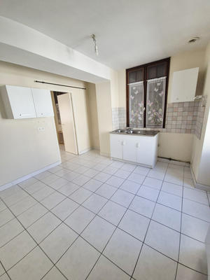 Maison - 98 m² - 4 pièces