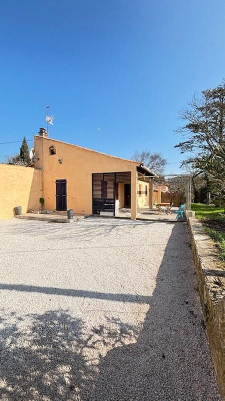 Maison - 80 m² - 5 pièces