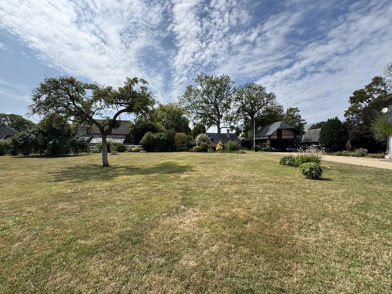 Maison ancienne - 300 m² - 7 pièces