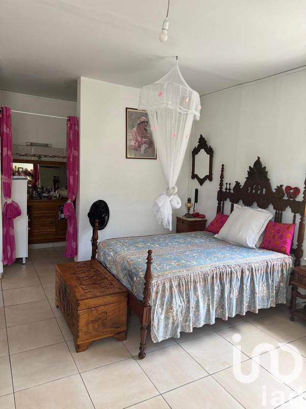 Maison - 185 m² - 8 pièces