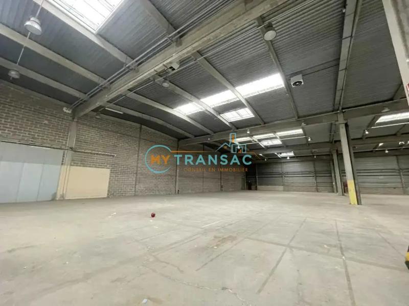 Local d'activités - 10 463 m²