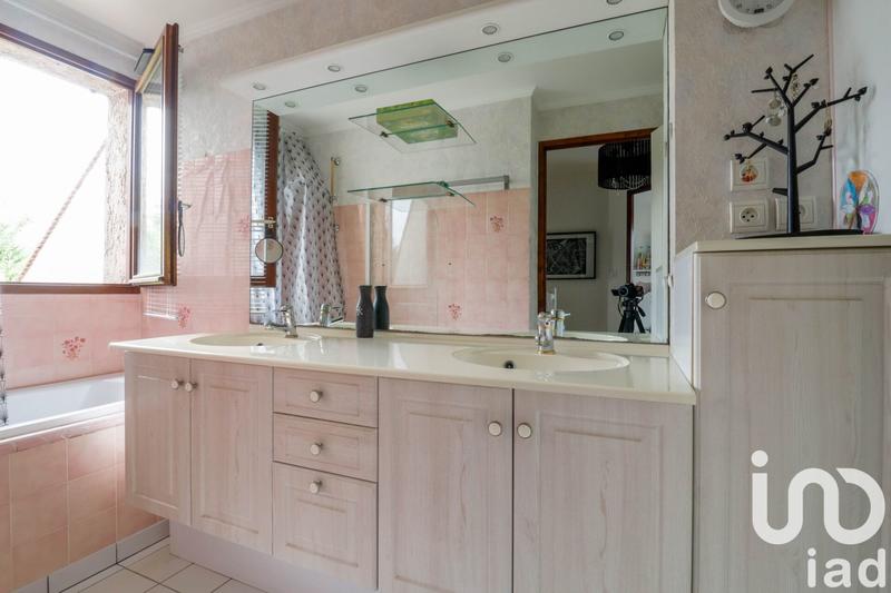 Maison - 128 m² - 5 pièces