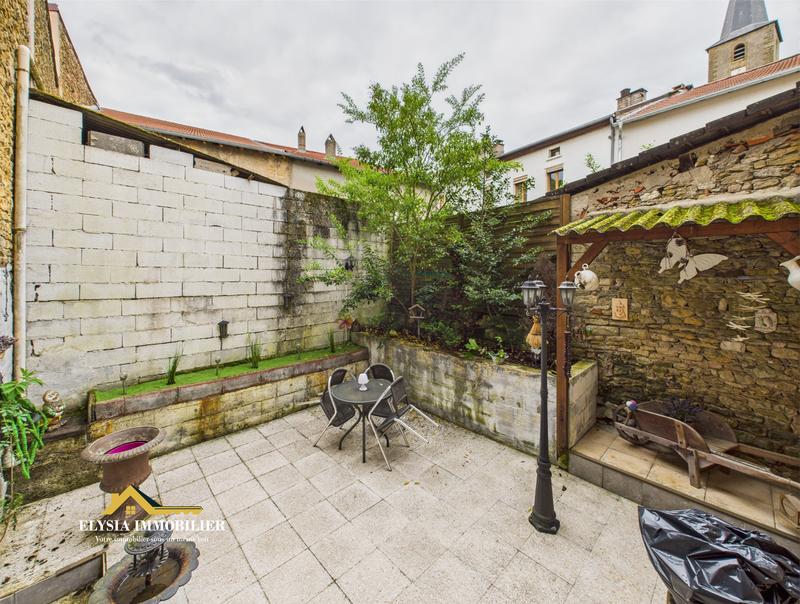 Maison - 147 m² - 6 pièces