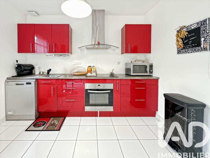 Maison - 93 m² - 5 pièces