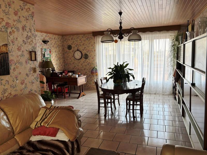 Maison - 110 m² - 6 pièces