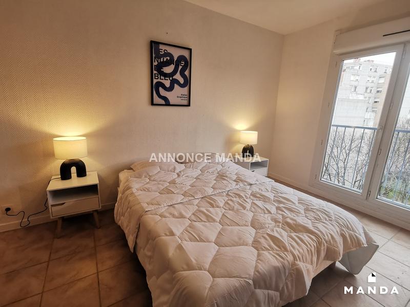 Chambre - 10 m² - 4 pièces