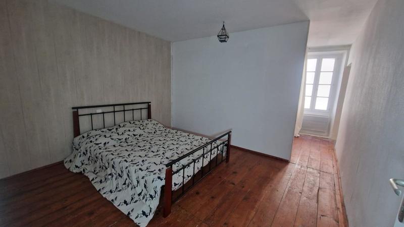 Maison - 180 m² - 3 pièces