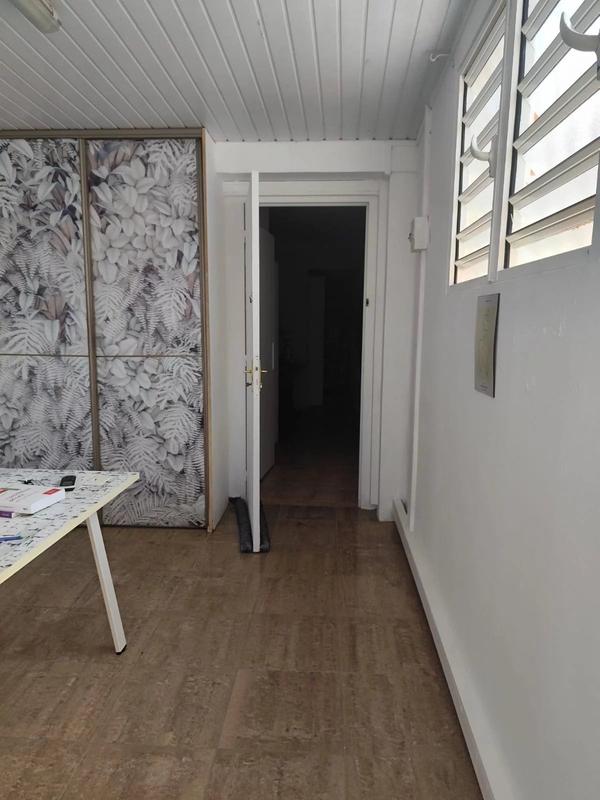 Magasins - 58 m² - 4 pièces