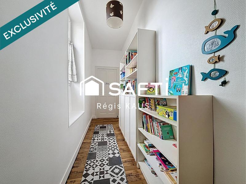 Maison - 220 m² - 8 pièces