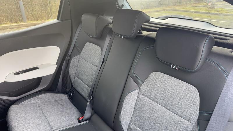 Renault Clio V 1.6 E-Tech 140 Premiere Edition