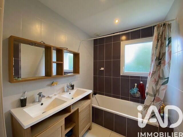 Maison - 103 m² - 5 pièces