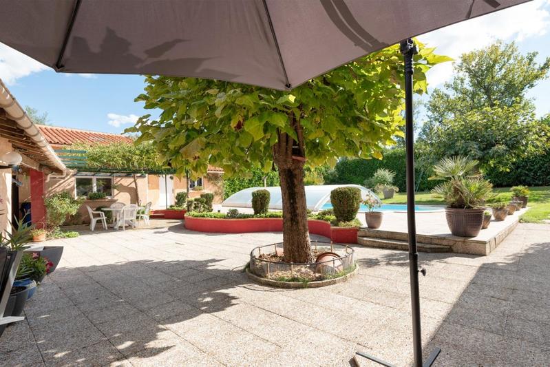 Maison - 158 m² - 8 pièces