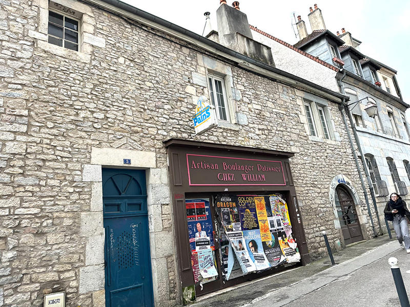 Immeuble - 200 m² - 4 pièces