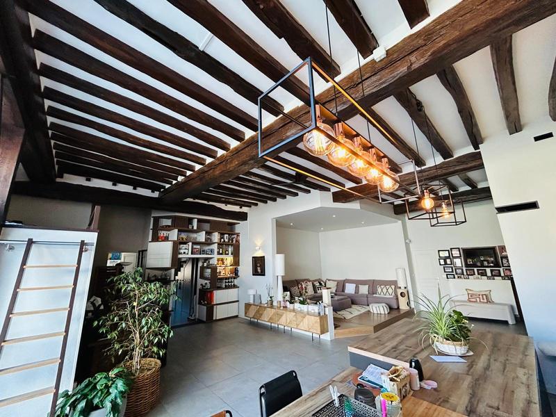 Maison ancienne - 226 m² - 9 pièces