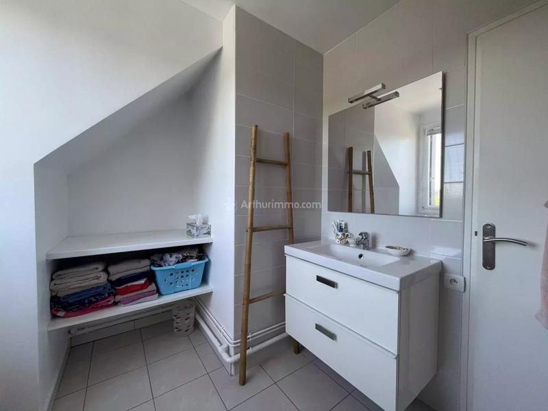 Maison - 96 m² - 5 pièces