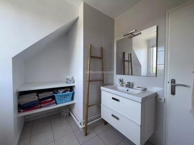 Maison - 96 m² - 5 pièces