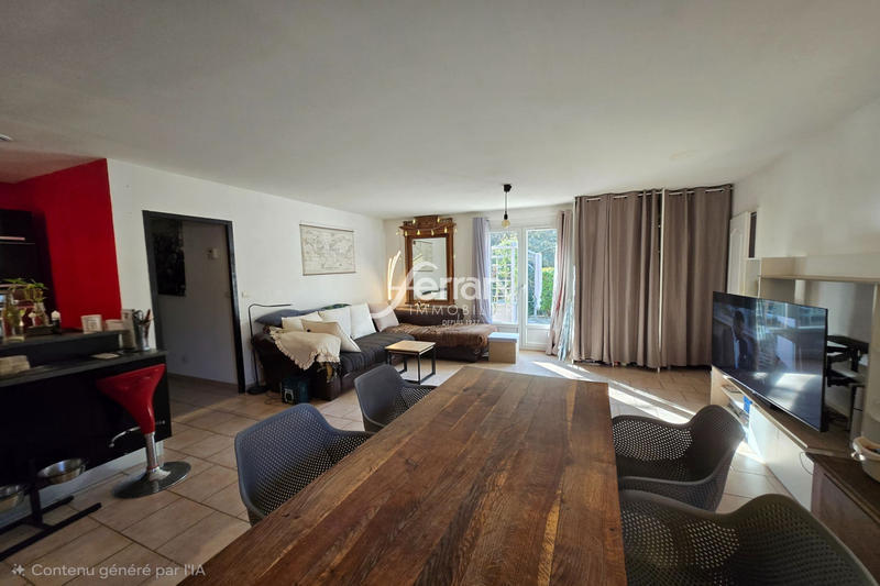 Maison - 95 m² - 5 pièces