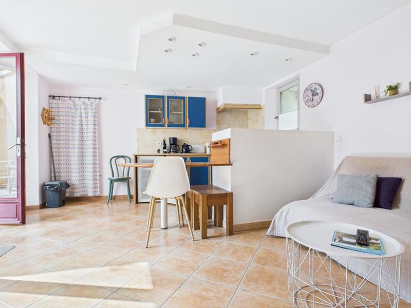 Maison - 640 m² - 26 pièces