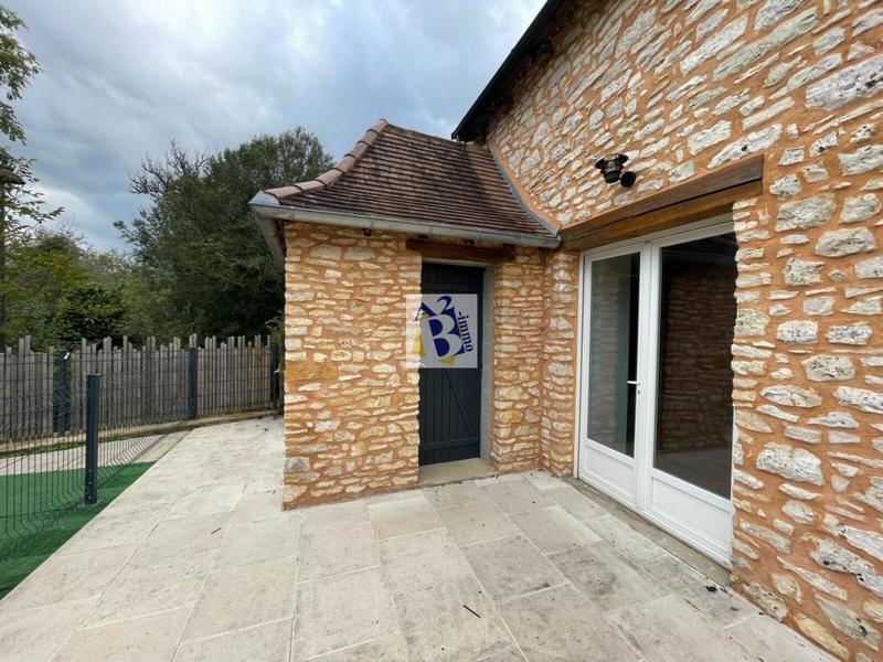 Maison en pierre - 181 m² - 7 pièces