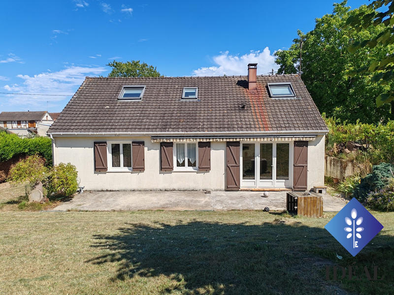 Maison traditionnelle - 147 m² - 5 pièces