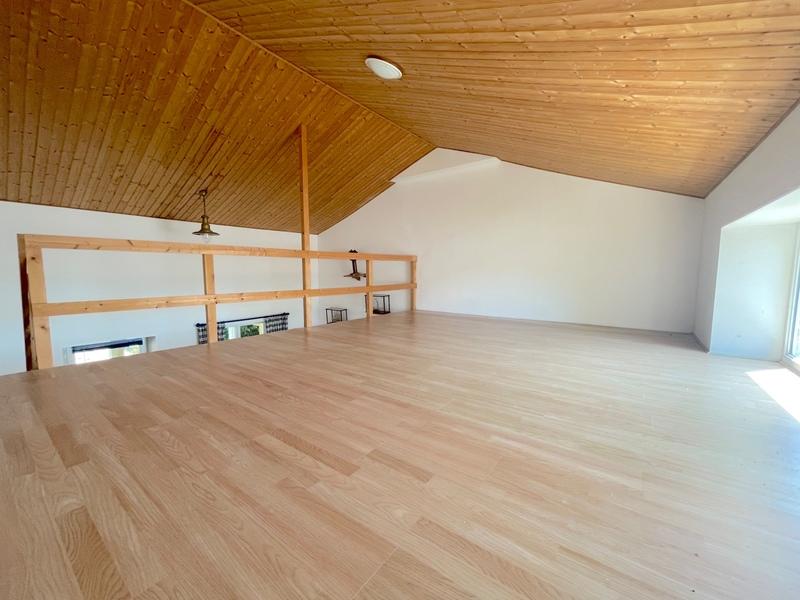 Maison - 265 m² - 12 pièces