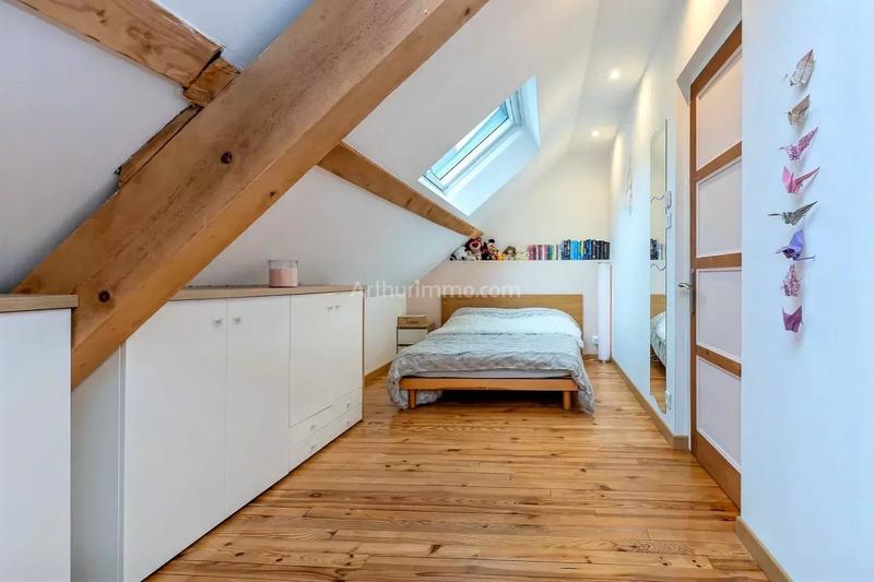 Maison - 142 m² - 6 pièces