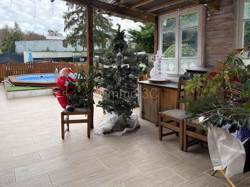 Maison en pierre - 201 m² - 8 pièces