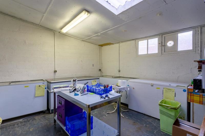 Immeuble - 1 100 m²