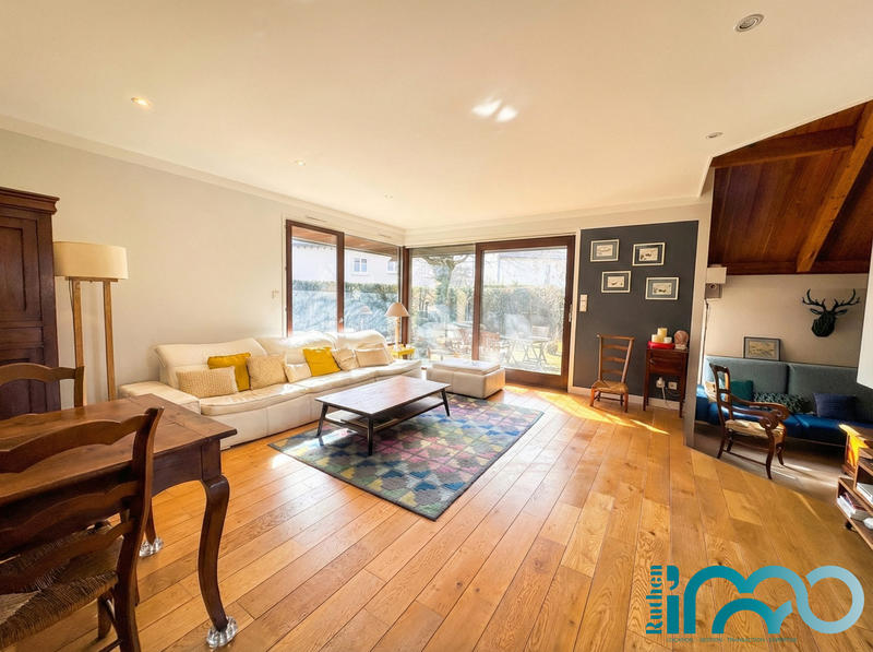 Maison ancienne - 250 m² - 8 pièces