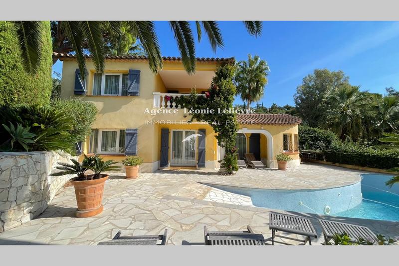 Villa - 140 m² - 4 pièces