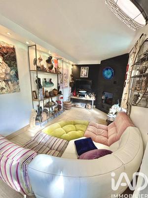 Maison - 99 m² - 4 pièces