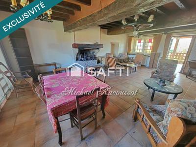 Maison - 168 m² - 7 pièces