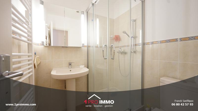 Appartement - 119 m² - 6 pièces