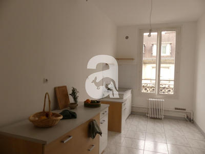 Appartement - 110 m² - 4 pièces