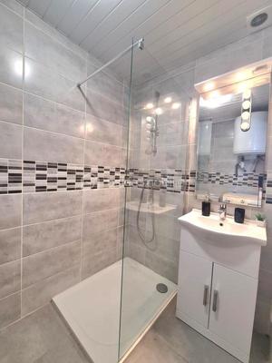 Immeuble - 98 m² - 4 pièces