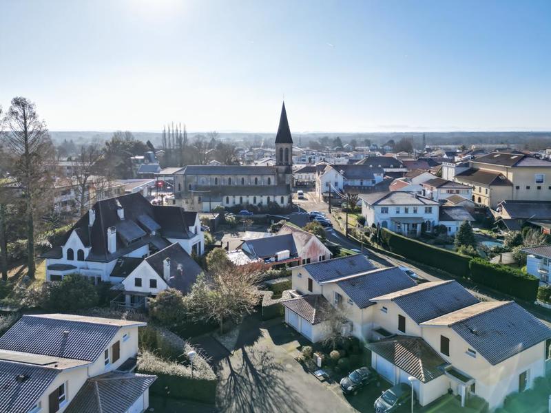 Pavillon - 94 m² - 4 pièces