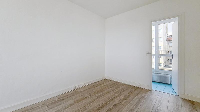 Appartement - 90 m² - 4 pièces