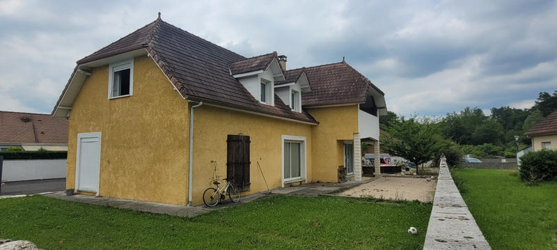 Maison - 184 m² - 8 pièces