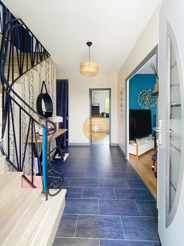 Maison - 155 m² - 7 pièces