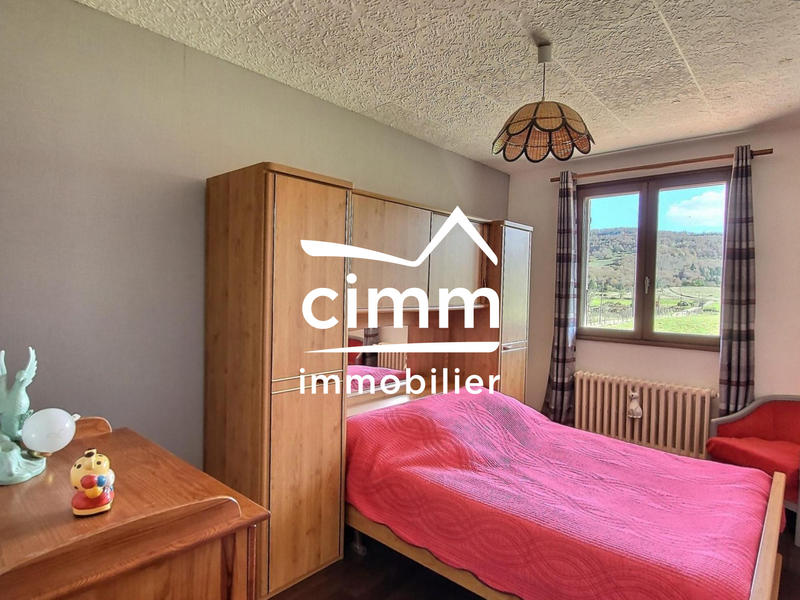 Maison - 215 m² - 7 pièces