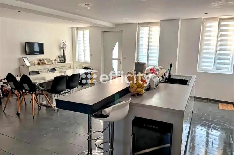 Maison - 136 m² - 5 pièces