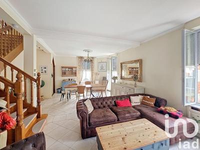 Maison - 160 m² - 8 pièces