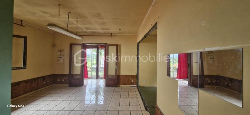 Maison - 75 m² - 4 pièces