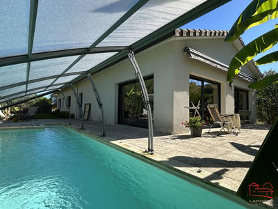 Villa - 156 m² - 5 pièces