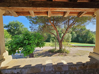 Maison - 220 m² - 7 pièces